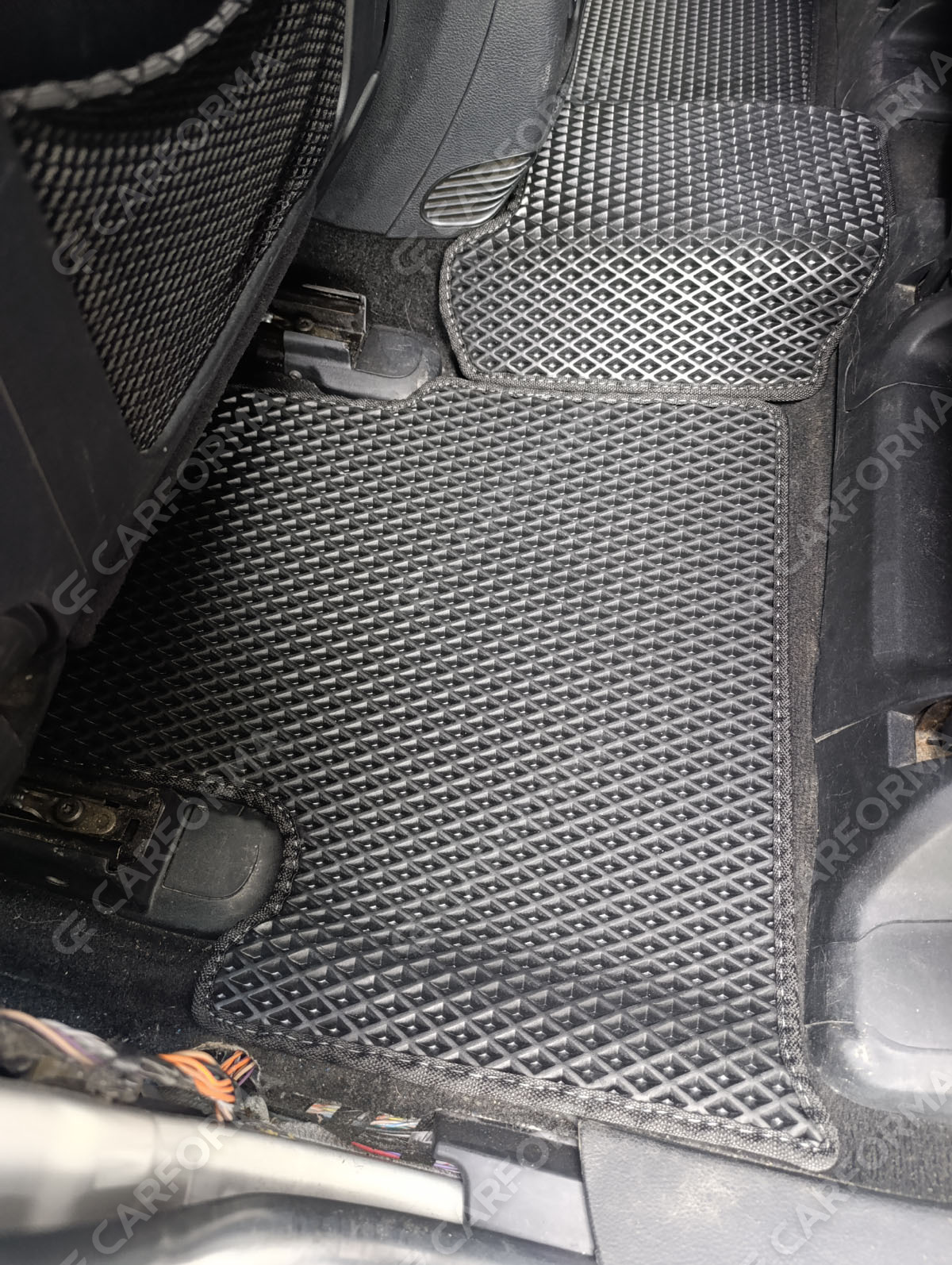 EVA коврики на Jeep Grand Cherokee (WK2) 2010&nbsp;-&nbsp;2022 в Нальчике