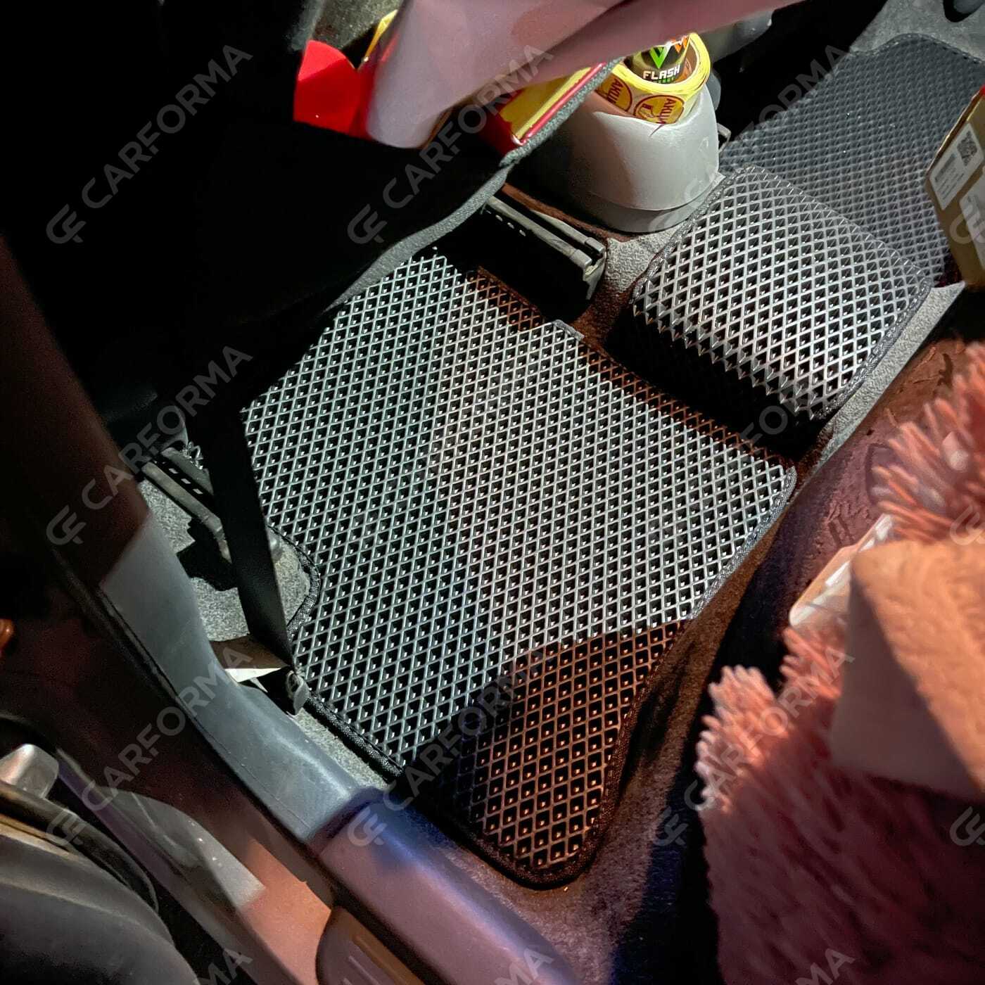 Ворсовые коврики на Toyota Vitz I 1998&nbsp;-&nbsp;2005 в Нальчике