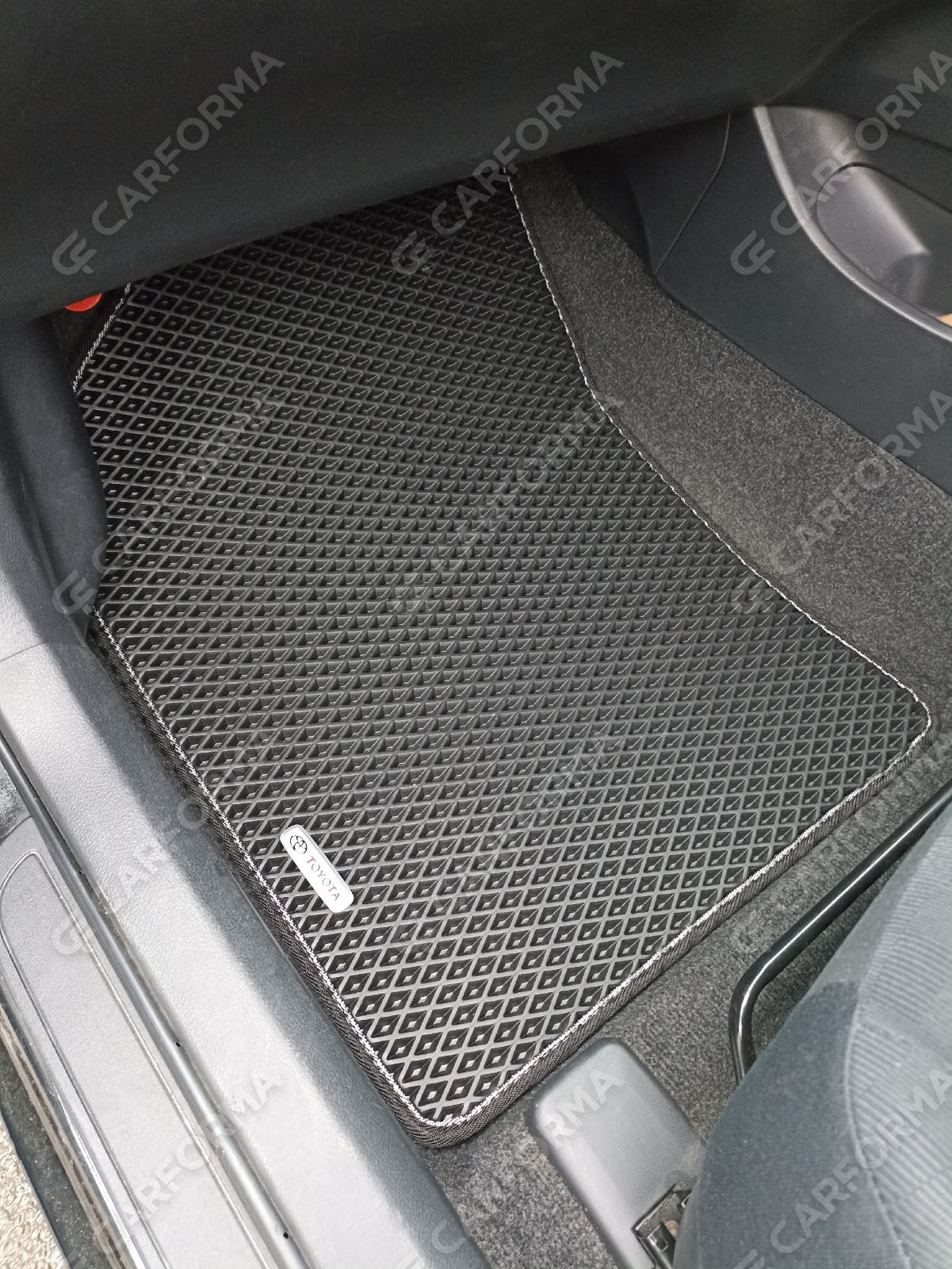 Коврики на Toyota Corolla Axio (E14) 2006&nbsp;-&nbsp;2012 в Нальчике