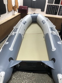 Ворсовые коврики на Лодки Gladiator 380 НДНД  в Нальчике