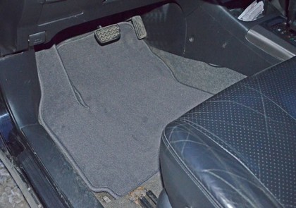 Коврики на Toyota Rav4 II 2000 - 2006 в Нальчике