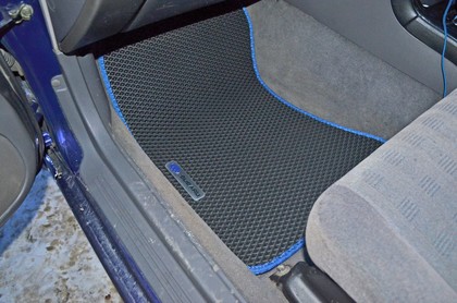 Коврики на Subaru Legacy III 1998 - 2003 в Нальчике