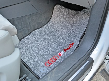 Ворсовые коврики на Audi Q3 (8U) 2011 - 2019 в Нальчике