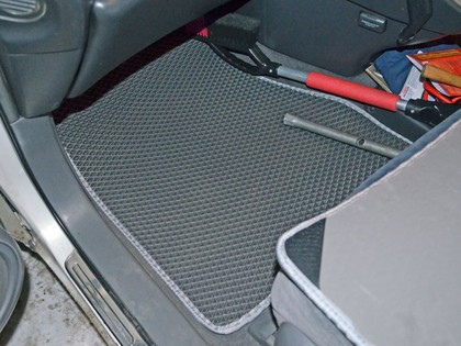 Коврики на Toyota Harrier I 1997 - 2003 в Нальчике