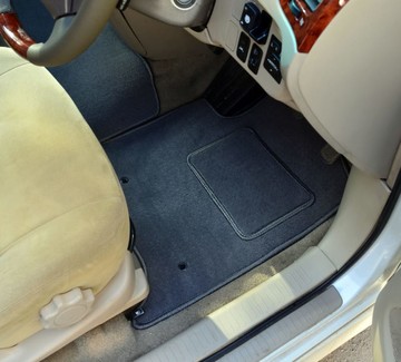 Коврики на Toyota Ipsum II 2001 - 2009 в Нальчике