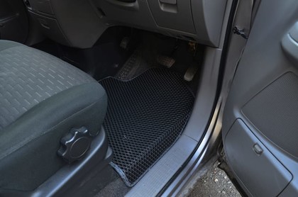 Ворсовые коврики на Toyota Voxy (R60) 2001 - 2007 в Нальчике