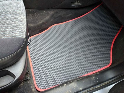 Коврики на Peugeot 307 2001 - 2008 в Нальчике