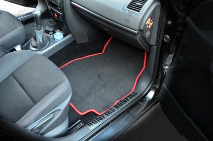 Коврики на Renault Megane II 2002 - 2008 в Нальчике