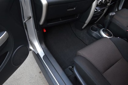 EVA коврики на Toyota Ist I 2002 - 2007 в Нальчике