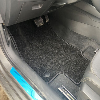 Ворсовые коврики на Audi Q2L 2016 - 2026 в Нальчике Ворсовые коврики на Audi Q2L 2016 - 2026 в Нальчике