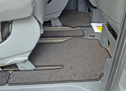 Ворсовые коврики на Mercedes Viano (W639) 2003 - 2014 в Нальчике