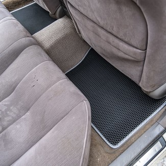 Коврики на Toyota Cresta (X100) 1996 - 2001 в Нальчике