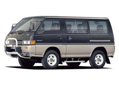 Коврики на Mitsubishi Delica 3 1986 - 1999 в Нальчике
