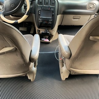 Коврики на Chrysler Voyager (RG) 2000 - 2008 в Нальчике