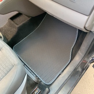 Коврики на Renault Scenic II 2003 - 2010 в Нальчике
