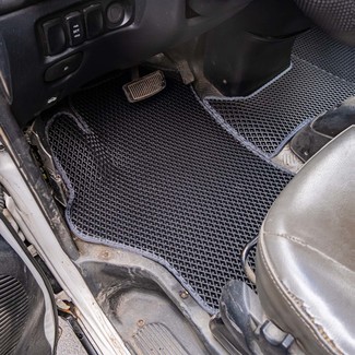 Коврики на Hyundai H1 I 1996 - 2007 в Нальчике