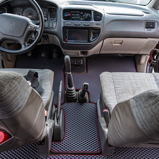 Ворсовые коврики на Mitsubishi Space Gear 1994 - 2007 в Нальчике