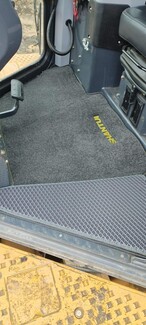 Ворсовые коврики на Спецтехника Бульдозер Shantui DH24B3 XL  в Нальчике