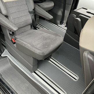 EVA коврики на Volkswagen Multivan (T7) 2021 - 2026 в Нальчике EVA коврики на Volkswagen Multivan (T7) 2021 - 2026 в Нальчике