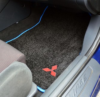 Ворсовые коврики на Mitsubishi Eclipse IV 2005 - 2011 в Нальчике