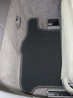 Ворсовые коврики на Mercedes SL (R230) 2001 - 2011 в Нальчике