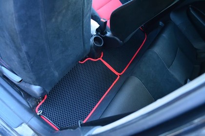 Коврики на Honda Civic VII 3d 2001 - 2006 в Нальчике