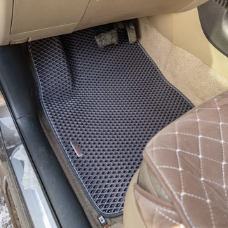 Коврики на Toyota Rav4 III 2006 - 2013 в Нальчике
