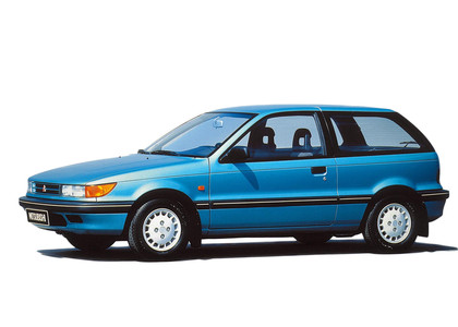 Ворсовые коврики на Mitsubishi Colt III 1988 - 1992 в Нальчике