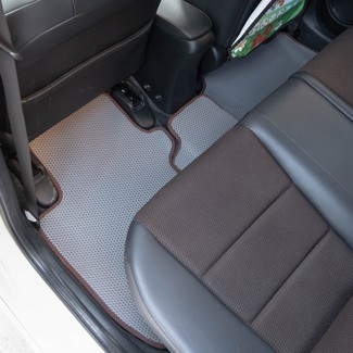 Коврики на Honda Fit Shuttle 2011 - 2015 в Нальчике