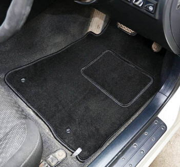 Ворсовые коврики на Toyota Altezza 1998&nbsp;-&nbsp;2005 в Нальчике