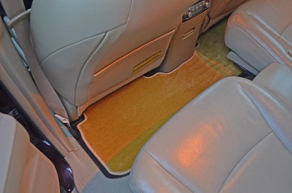 Коврики на Toyota Highlander II 2007 - 2013 в Нальчике