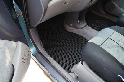 EVA коврики на Toyota Raum I 1997 - 2003 в Нальчике