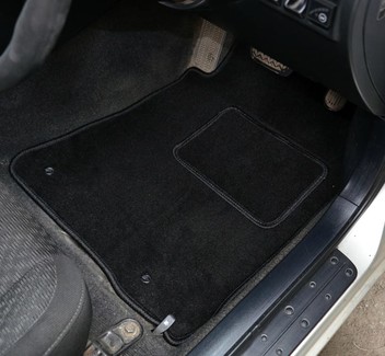 Коврики на Toyota Altezza 1998 - 2005 в Нальчике