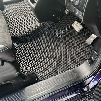 Коврики на Honda Freed Spike 2010 - 2016 в Нальчике