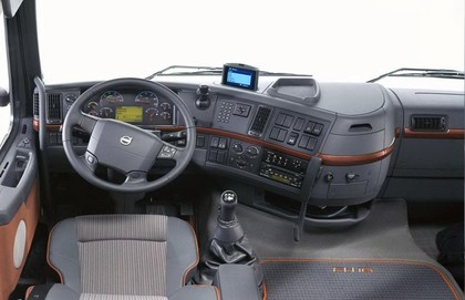 Коврики на Volvo FH II (FH12, FH13, FH16) 2001 - 2012 в Нальчике