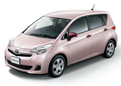 EVA коврики на Toyota Ractis II 2010 - 2016 в Нальчике