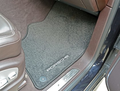 Ворсовые коврики на Porsche Cayenne II 2010 - 2018 в Нальчике