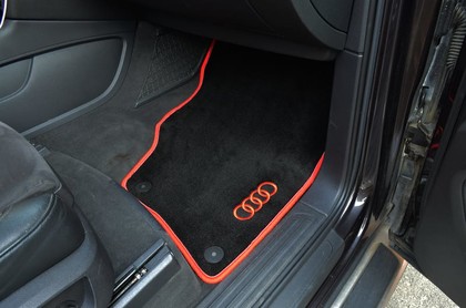Ворсовые коврики на Audi Q7 I 2005 - 2015 в Нальчике