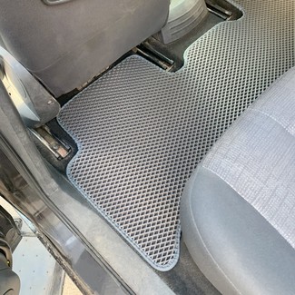 Коврики на Renault Scenic II 2003 - 2010 в Нальчике