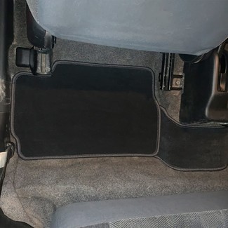 Ворсовые коврики на Mitsubishi Pajero iO 1998 - 2007 в Нальчике