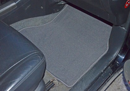 Коврики на Toyota Rav4 II 2000 - 2006 в Нальчике