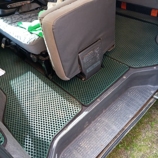 Коврики на Mitsubishi Delica 3 1986 - 1999 в Нальчике