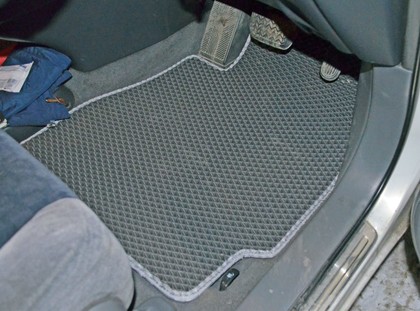 Коврики на Toyota Harrier I 1997 - 2003 в Нальчике