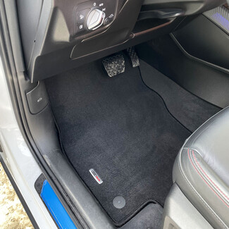 Ворсовые коврики на Audi Q2L 2016 - 2026 в Нальчике Ворсовые коврики на Audi Q2L 2016 - 2026 в Нальчике