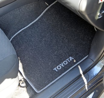 Коврики на Toyota Rav4 III 2006 - 2013 в Нальчике