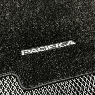 EVA коврики на Chrysler Pacifica II 2016 - 2025 в Нальчике