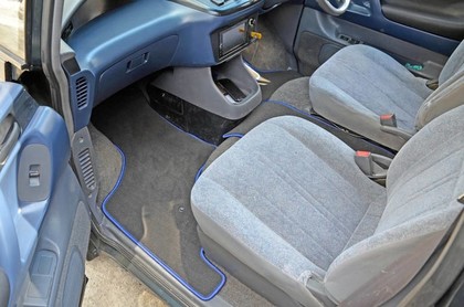 Коврики на Toyota Estima Emina (Lucida) 1990 - 2000 в Нальчике