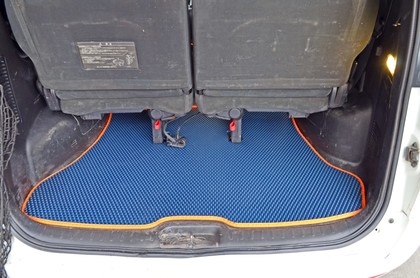 Коврики на Nissan Serena (C25) 2005 - 2010 в Нальчике