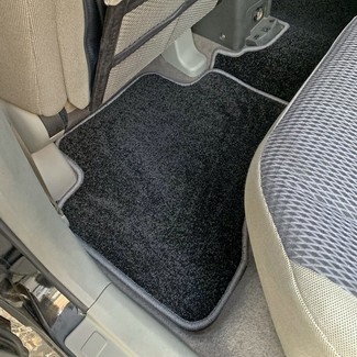 Коврики на Nissan X-Trail I 2001 - 2007 в Нальчике