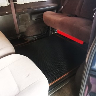 Коврики на Toyota Hiace (H100) 1989 - 2005 в Нальчике